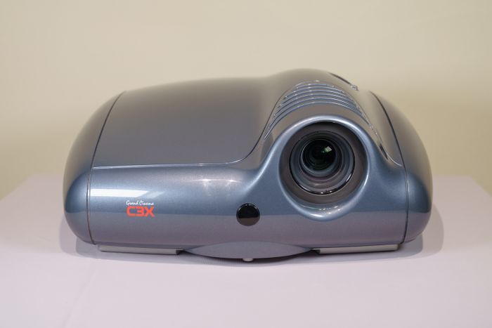 SiM2 Grand Cinema C3X1080 T1DG --- 1