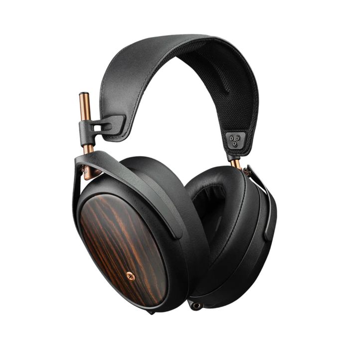 MEZE Audio LIRIC II Makassar --- 1